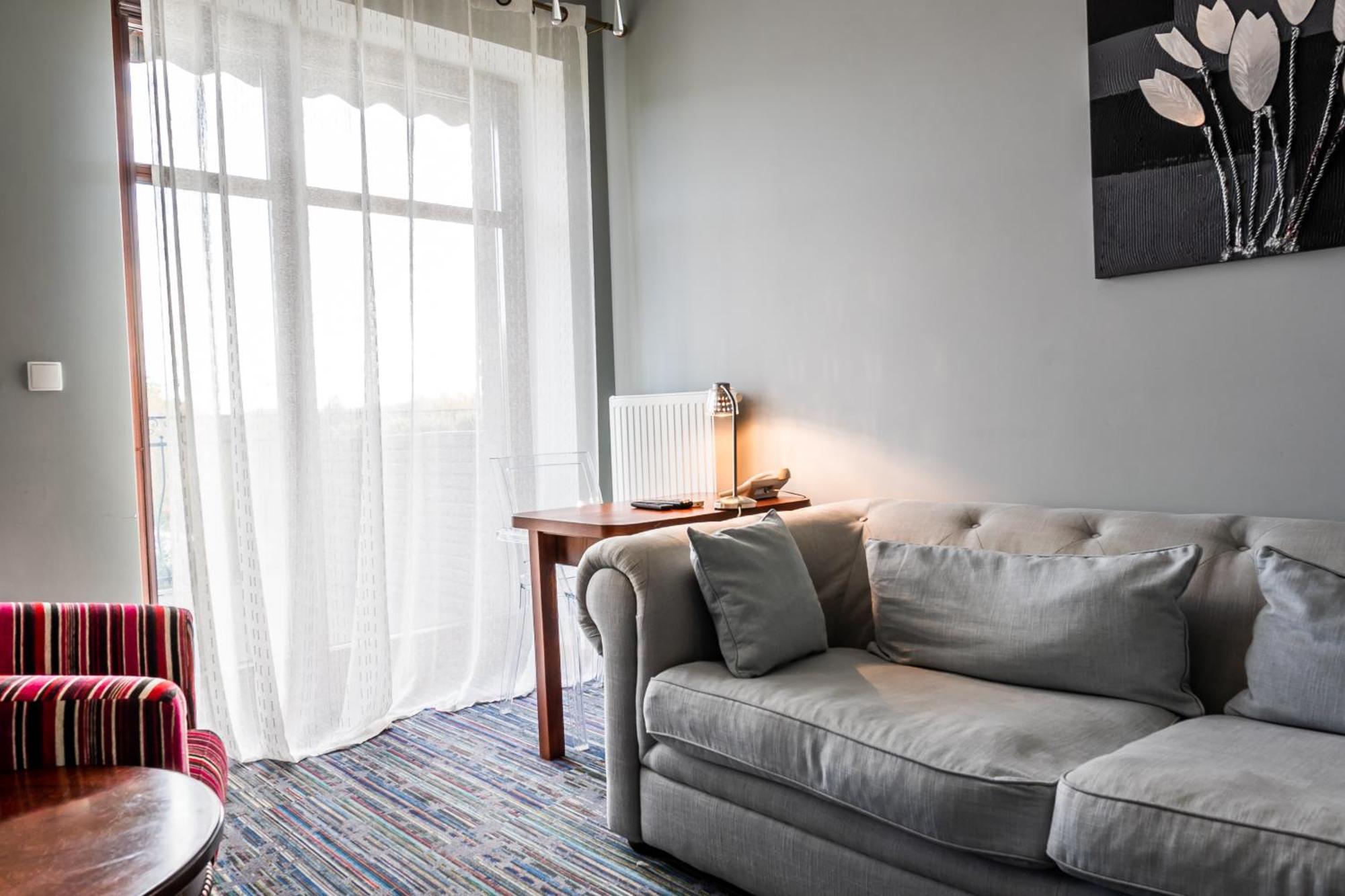 Biala Koszula Hotell Tleń Eksteriør bilde
